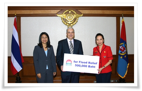 Hemaraj Donates Baht 500,000 for Flood Relief