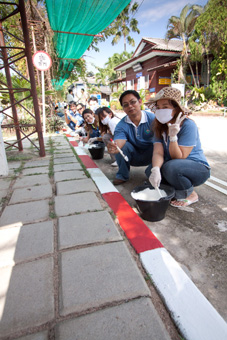 Safety Club of Hemaraj EIE Organized Social Responsibility Activity