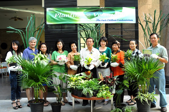 The Park Chidlom Organizes “Planting @ Verandah” Workshop