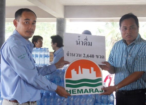 Hemaraj donates drinking water to Rayong flood victims