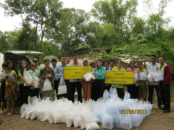 Hemaraj SIL Distributes Relief Supplies for Flood Victims