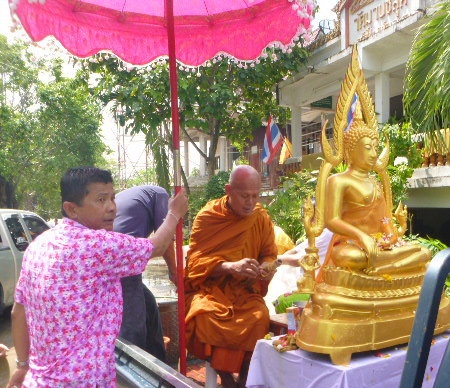 Hemaraj Celebrates Songkran in Map Ta Phut