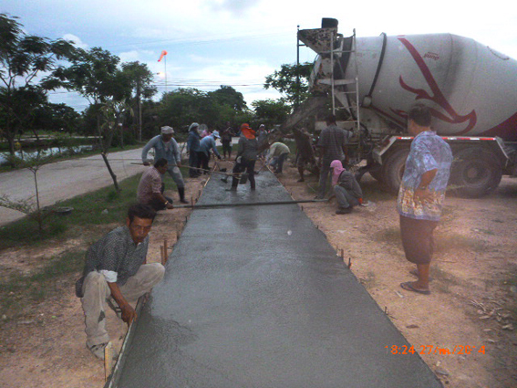 Hemaraj Builds New Sports Courts for Local Community